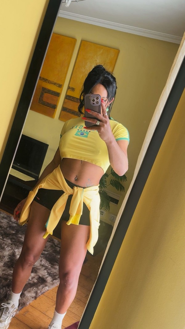 TRANS  BRASILEÑA ACTIVAZA  FIESTERA FOTOS ACTUALES VIVO SOLA