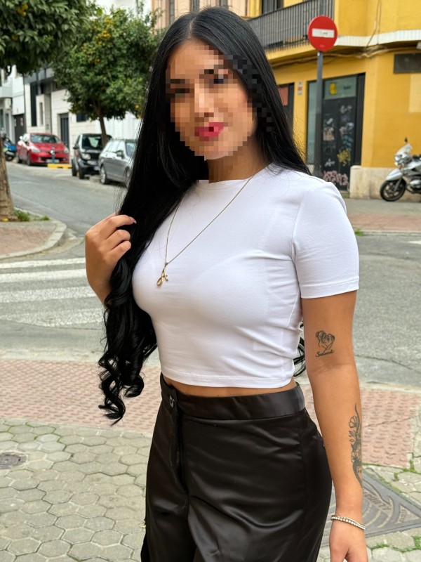 LATINA ARDIENTE