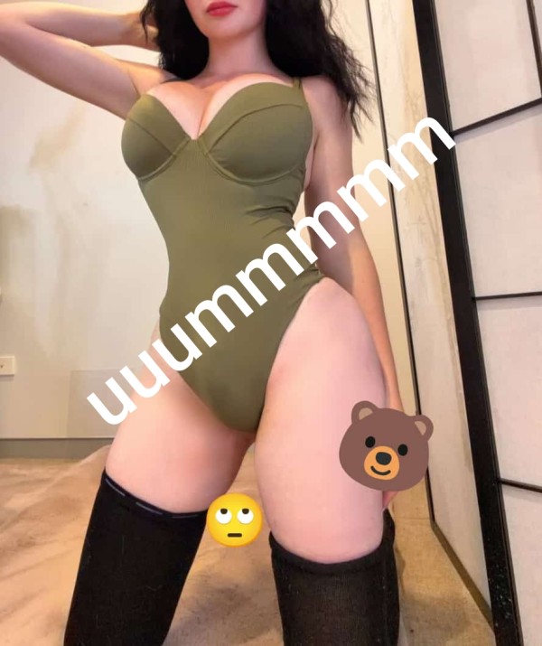 Te gustará mi culo apretado  más q ls tías ummm .