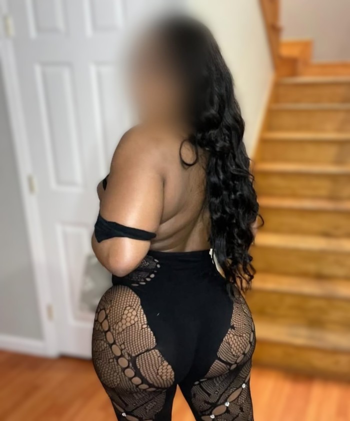 CAMILA TRAVIESA Y JUGUETONA EN PLASENCIA