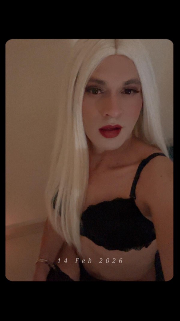 SI A TODO LA MÁS CACHONDA Y BESUCONA DE TU ZONA