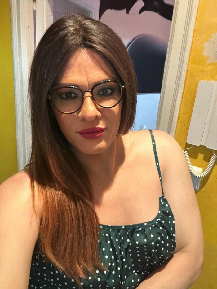 TRANS RAFAELLA.TENGO POPPER,MUY VICIOSA Y DOTADA.