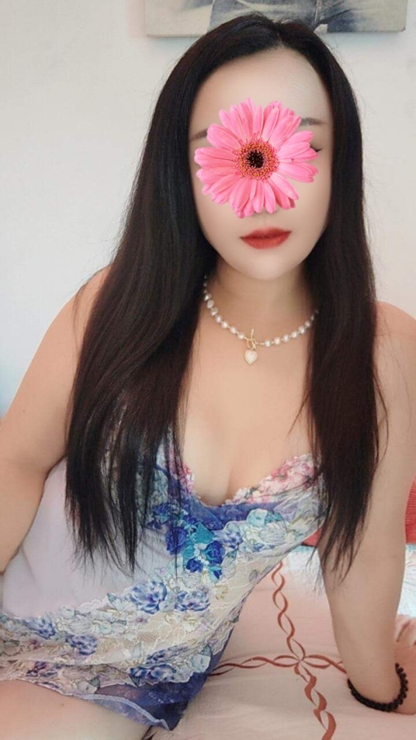 ASIÁTICAS GUAPAS CARIÑOSAS ORENSE 637835788