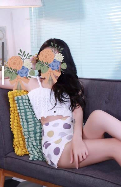 NUEVA CHICA ASIATICA RECIEN LLEGADA