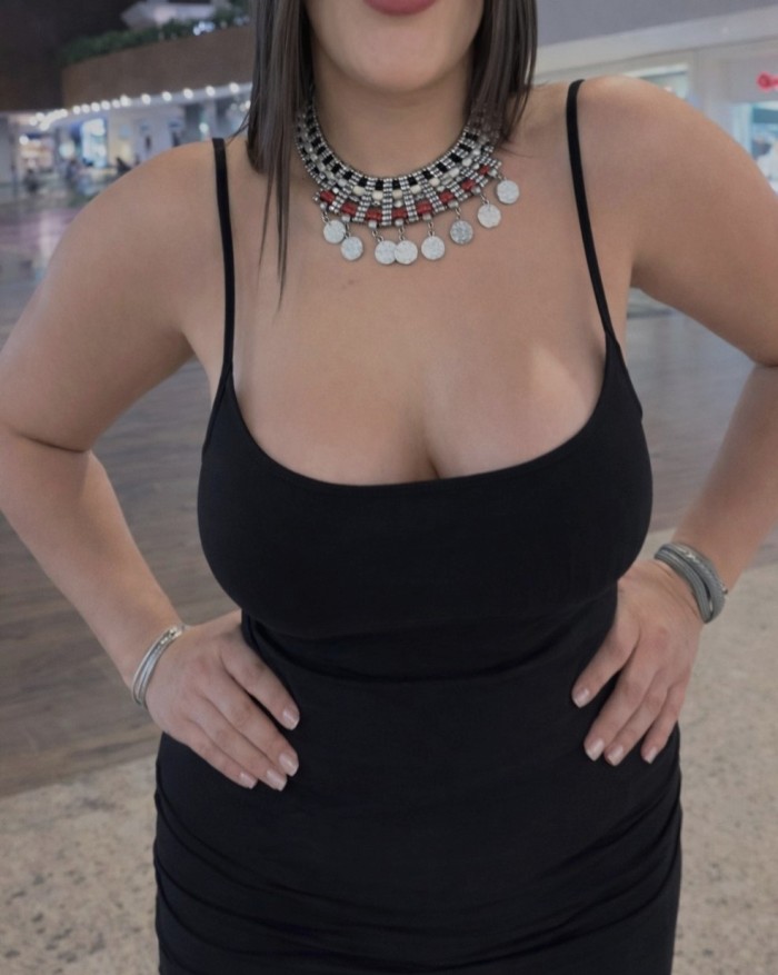 MADURA ELEGANTE MASAJE TÁNTRICO DESPLAZO PARTICULA