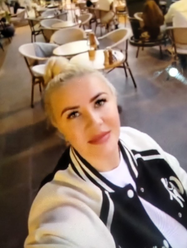 MORBOSA CAÑERA BELLÍSIMA LINDA RUBIASA POLACA