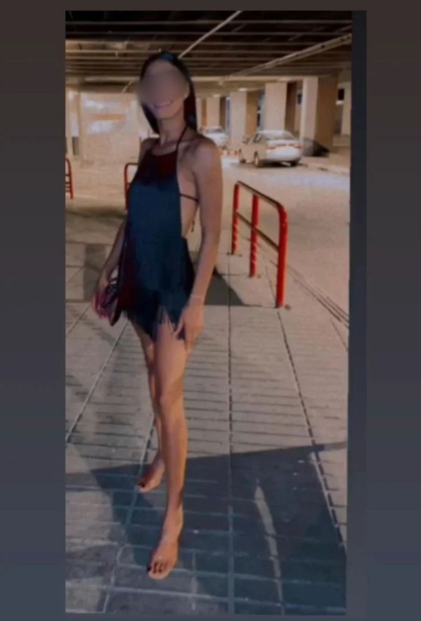 ADARA, MESTIZA DELGADITA DE 24 AÑOS