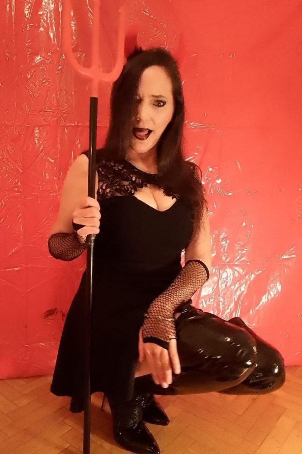 SERE TU LUJURIA, DESEO, FIESTERA….FOLLAME