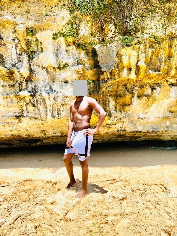 Chico negro africano Activo y Dotado 22