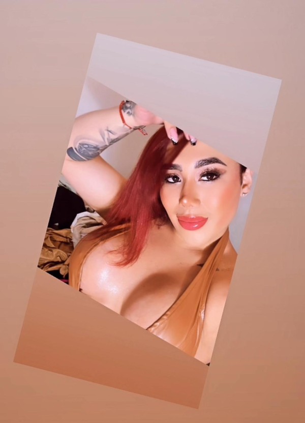 Jovencita colombiana con mucho colageno para dar