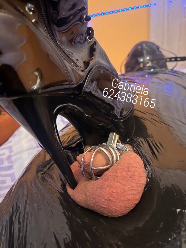 TRANS DOMINA GABY,BDSM FET noISH TODOS LOS NIVELES EN FUENGIROLA