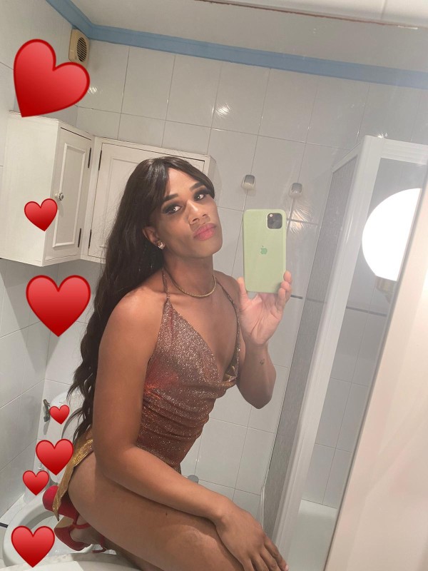 Masajista disponible a toda hora  diversión