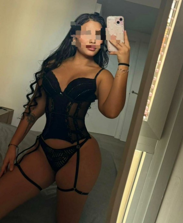 UNIVERSITARIA JUGUETONA Y COMPLACIENTE NOVEDAD HOT