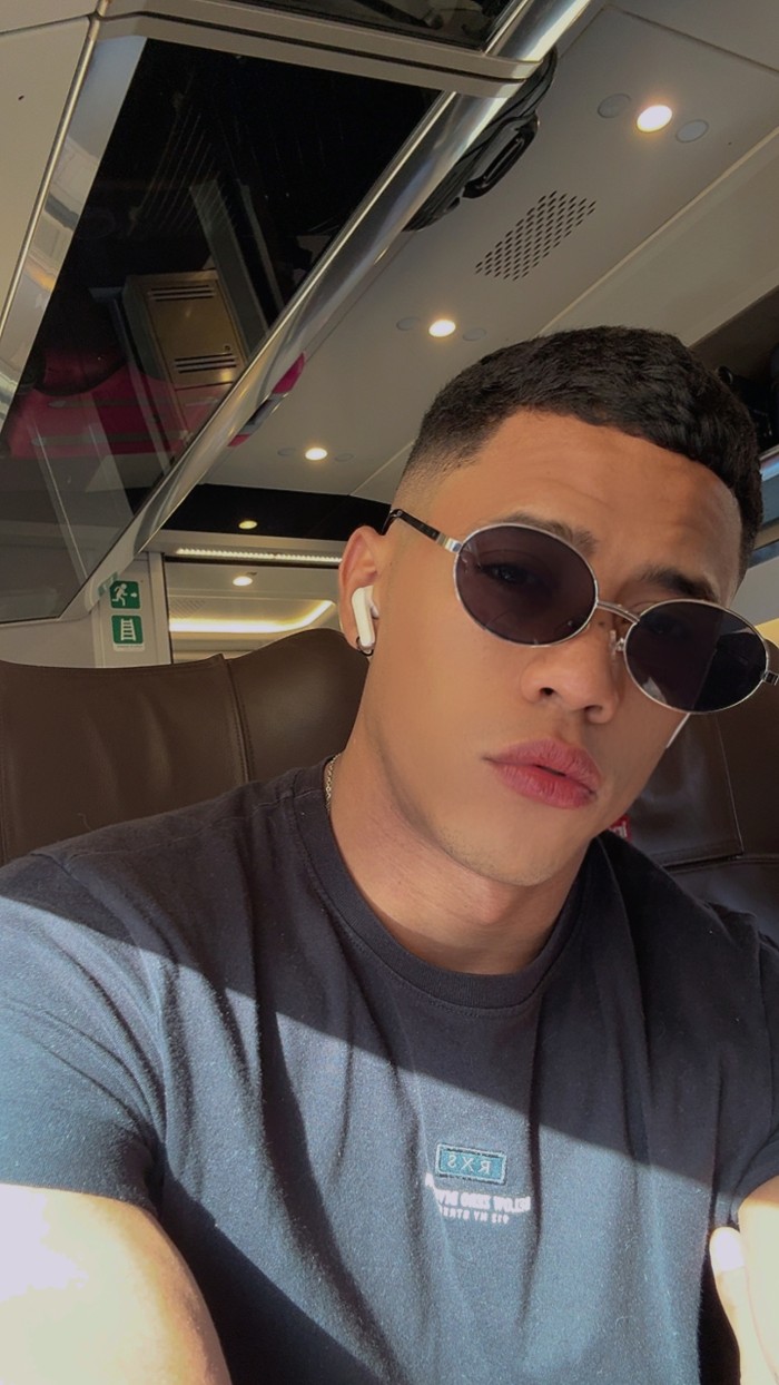 Latino versatil