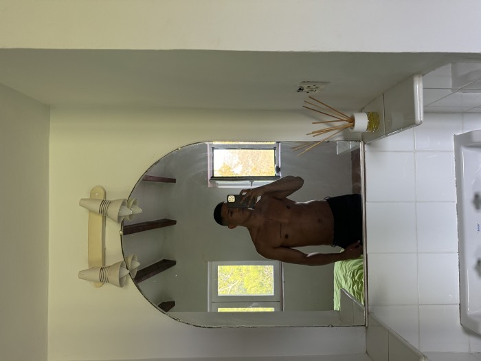 Latino versatil