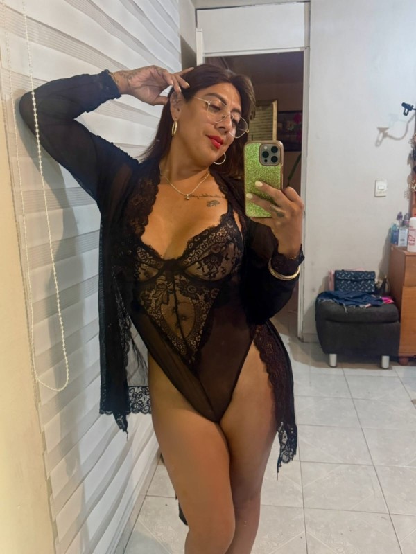 Valentina por primera ves aqui en girona