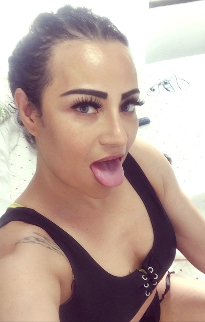 ME CORRO CONTIGO MASAJE ANAL BESOS D LENGUA 60€