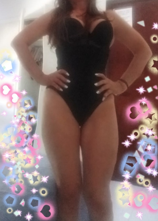 Sin límites muy completa🩷piss privat fiestera madurita fotos reales 24h🩷