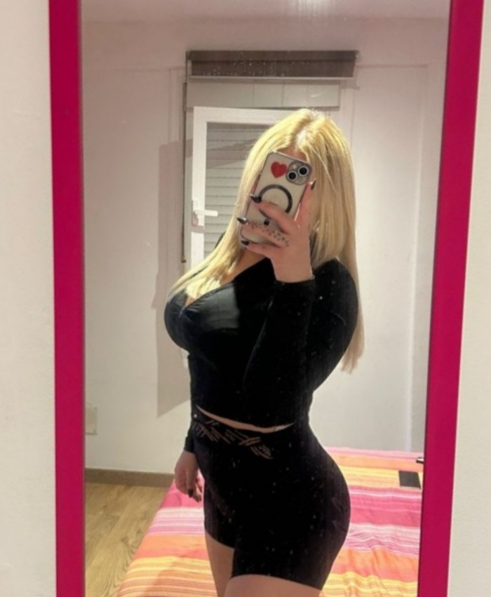 Joven iniciándose como escort en Toledo