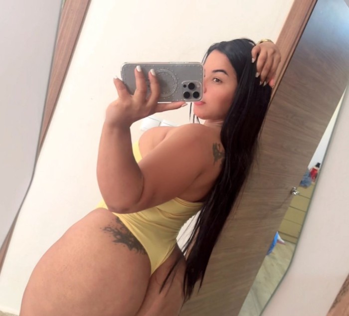 Recién llegada fiestera a tope