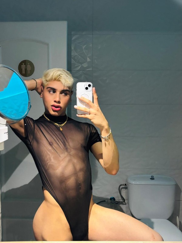 Valentino 20 años ,SEDUCTOR y muy MORBOSO…!!!