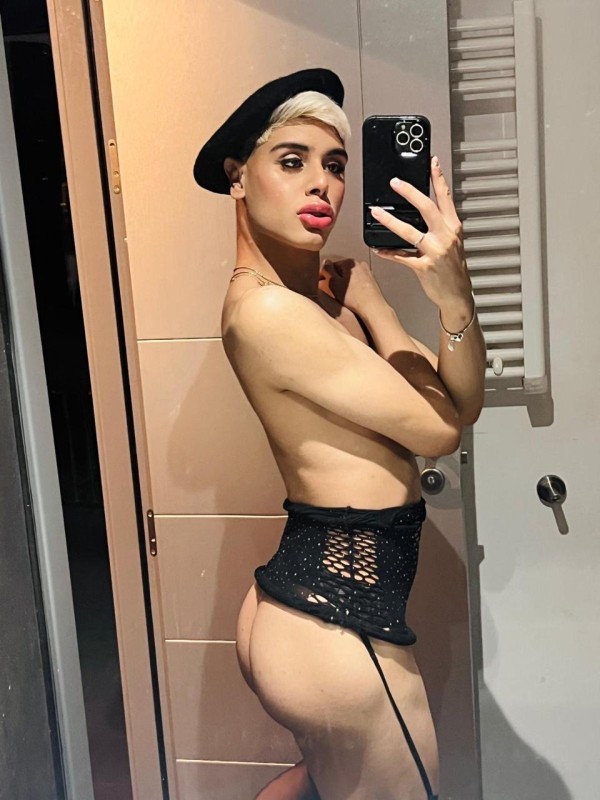 Valentino 20 años ,SEDUCTOR y muy MORBOSO…!!!