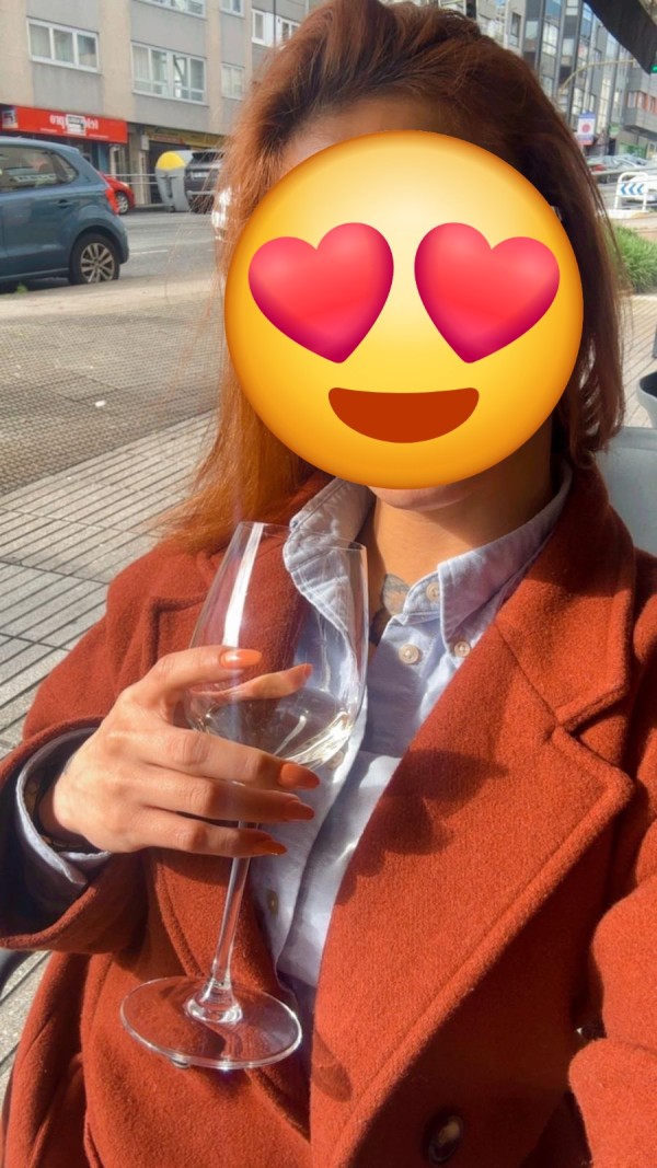 NOVEDAD LARA ESCORT PELIRROJA