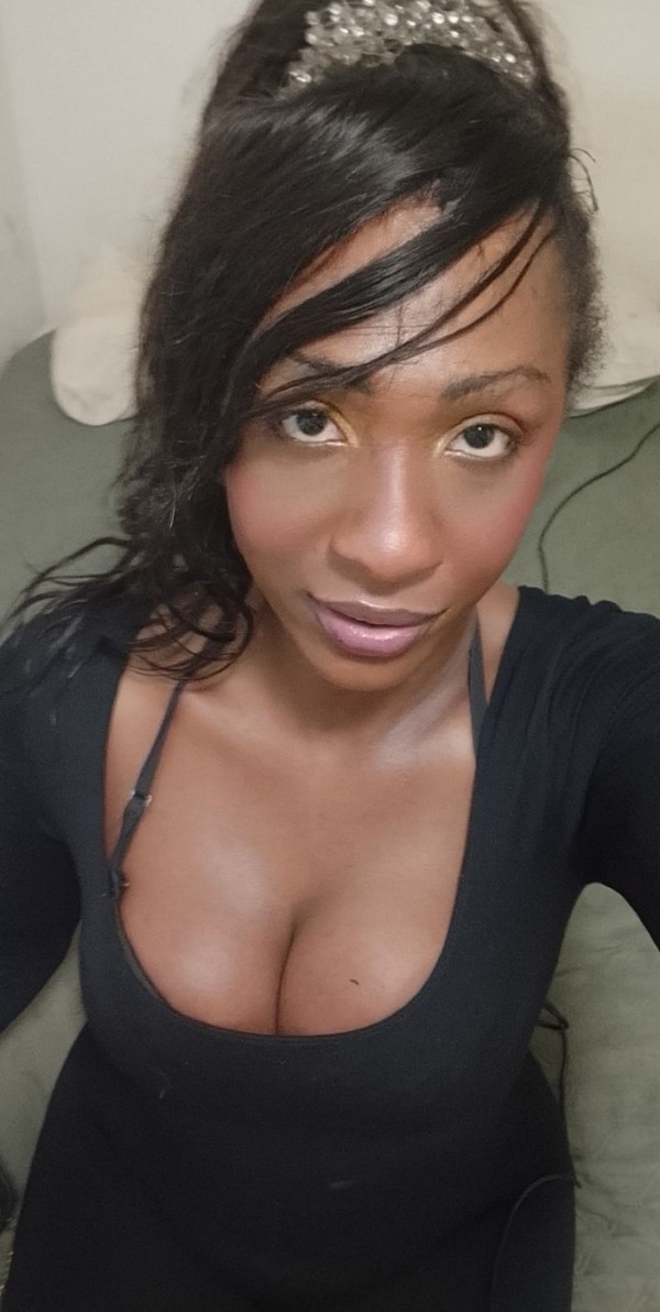 Ola soy gleicy una trans mulata wapa