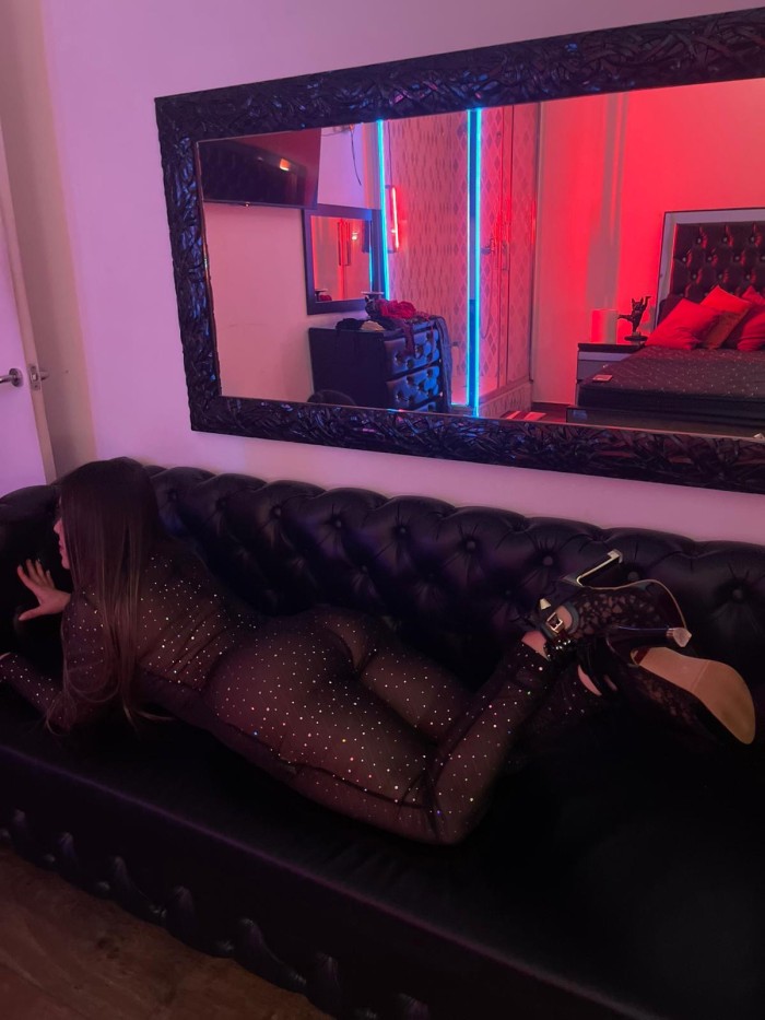 Putita chupona con ganas de ver, me encanta tu me