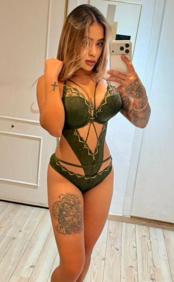 Soy fiestera,caliente,divertida y tu lindo sueño..