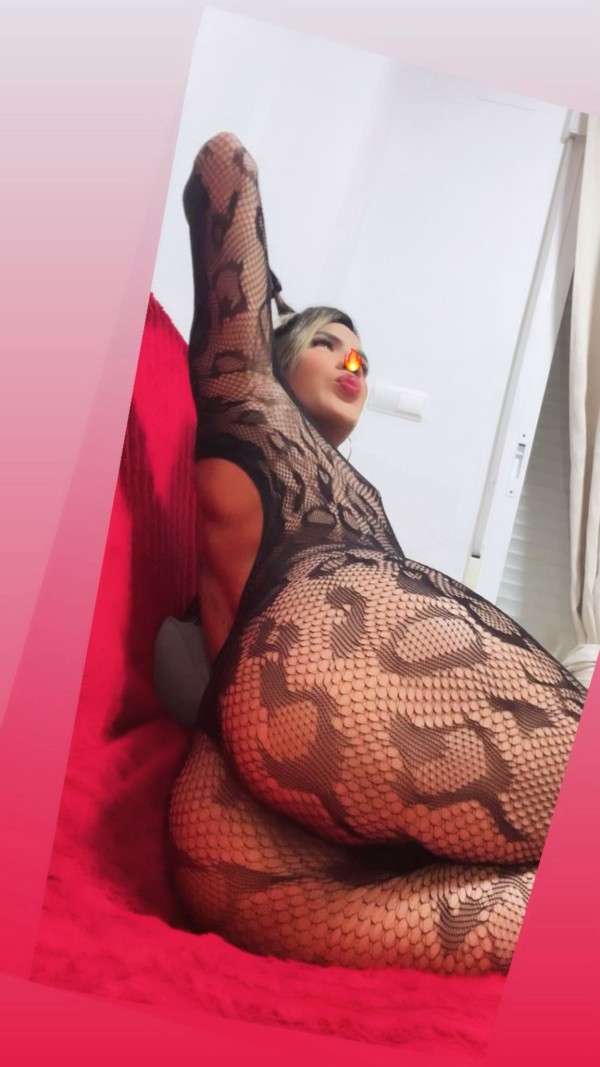 Angel la chica transgénero de tus sueños