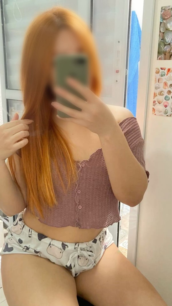 LATINA GUAPÍSIMA.24AÑITOS DESDE 30E