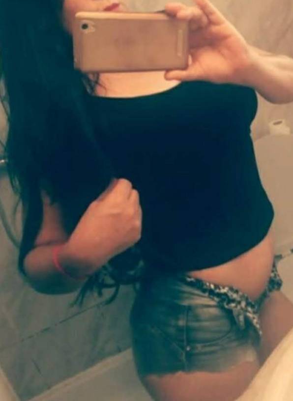 Española súper caliente y morbosa!! VEN YA!