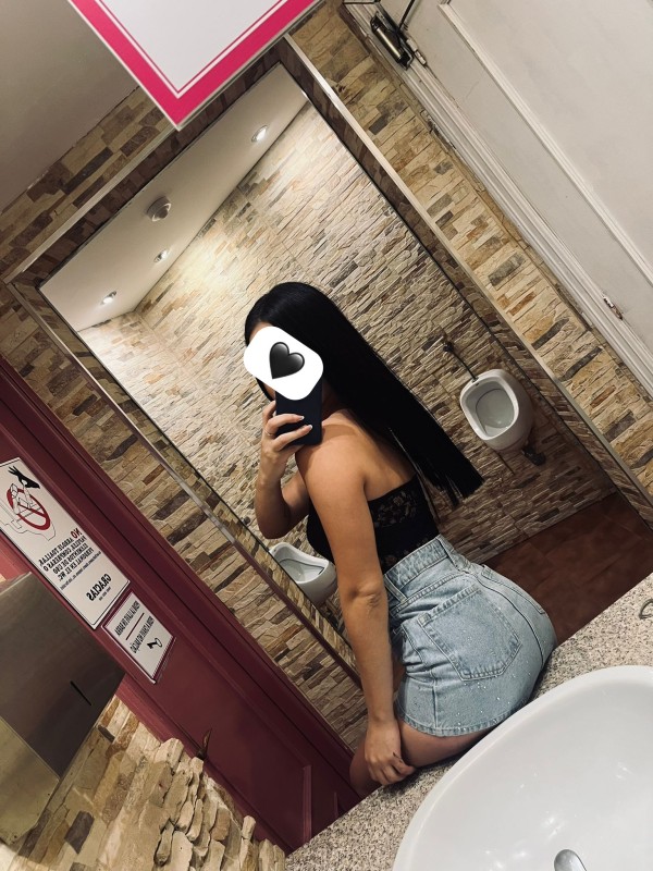 VICTORIA JOVENCITA SEXY E IMPLICADA