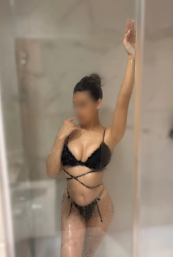 ENCUENTRO DE PASIÓN Y BIENESTAR EXCLUSIVO