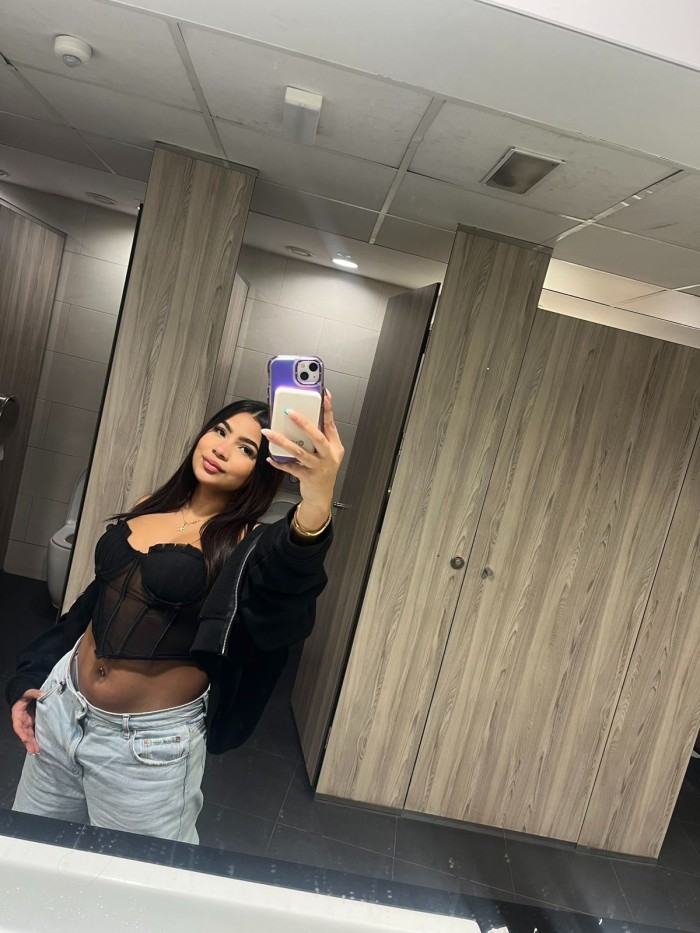 NICOLE VENEZOLANA EXCLUSIVA UNIVERSITARIA