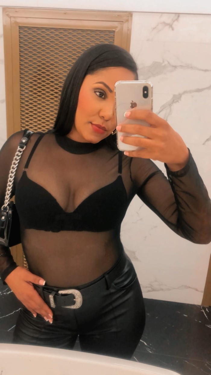 solecito hermosa y cachonda