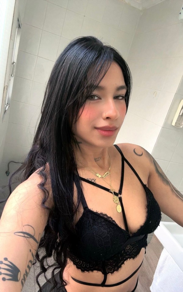 NICOL VENEZOLANA SUPER FIESTERA CARIÑOSA