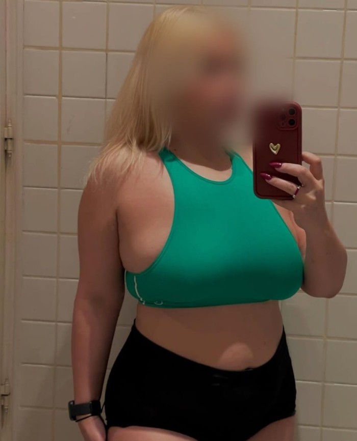 Rubia guapa nueva en Linares