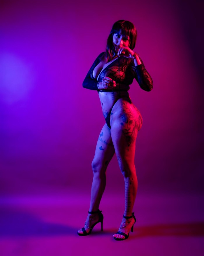 Encantadora Exótica y Complaciente Buena Amante!