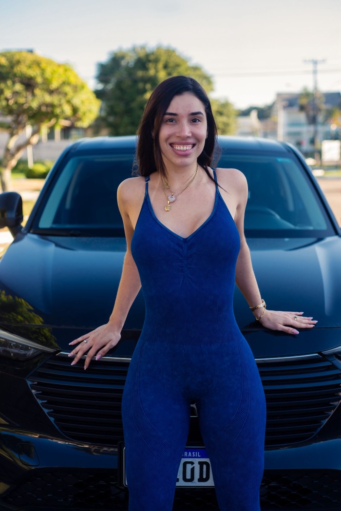 ANTONELLA ATREVIDA SENSUAL EN MADRID