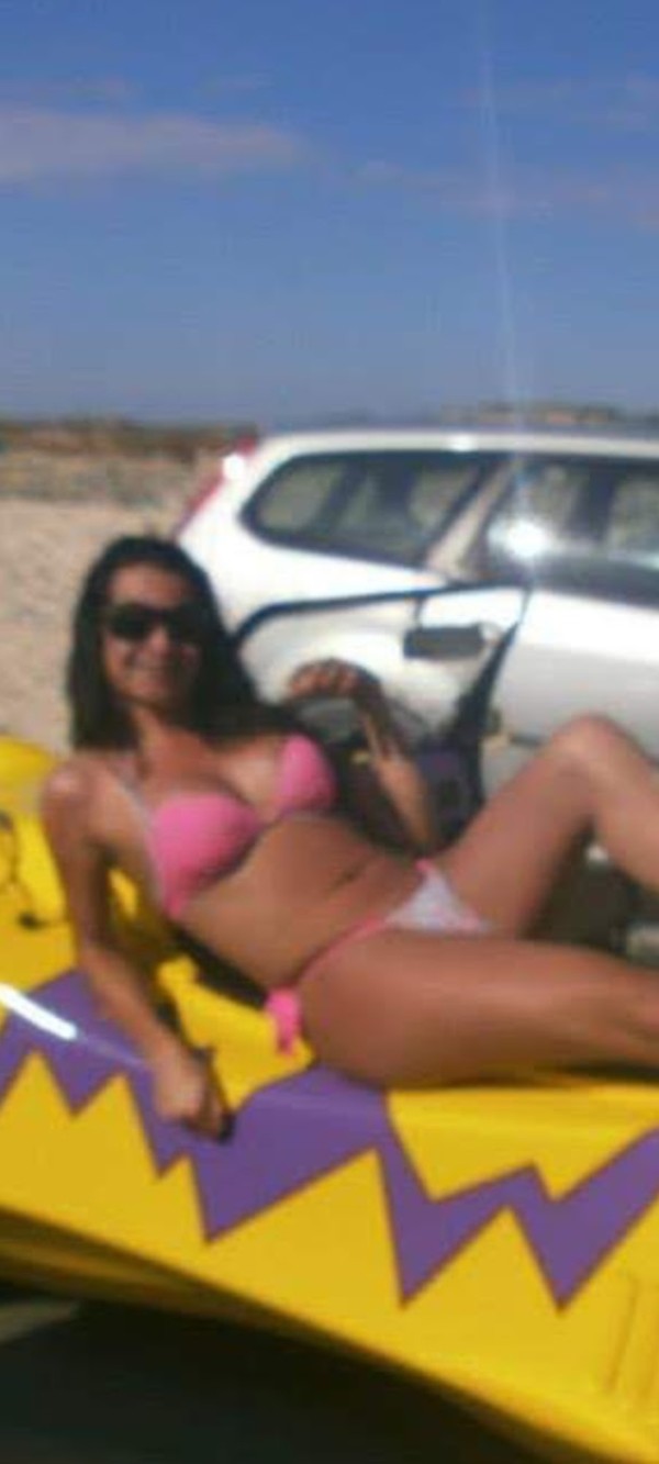 ULTIMOS DÍAS TRANS LANA PIOVANY 1.98 DE ESTATURA MUJERÓN Y 23CM LECHERA