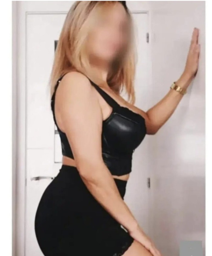 RUBIA DISPONIBLE, TAMBIÉN DOMICILIO