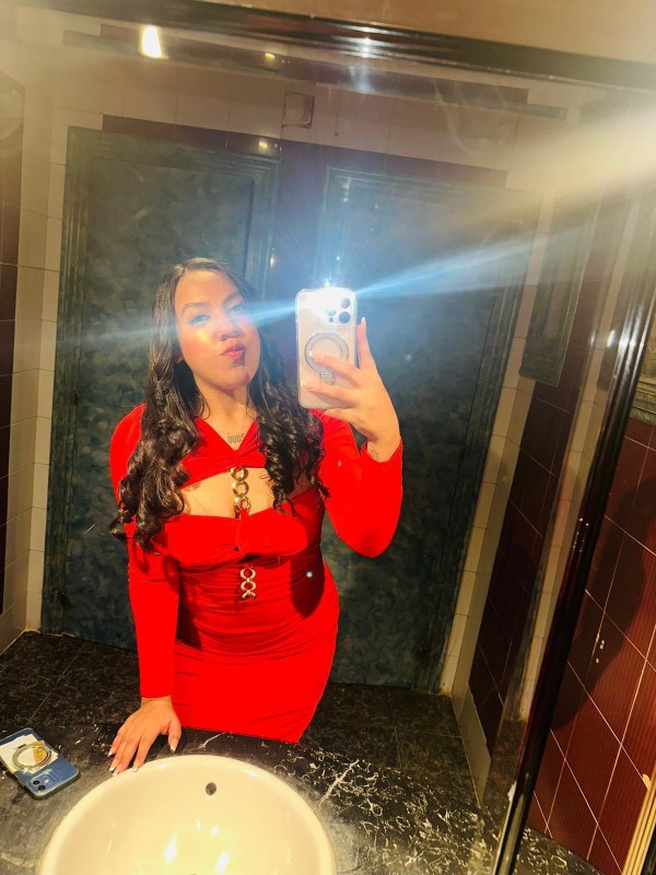 ven disfruta de mi cuerpo