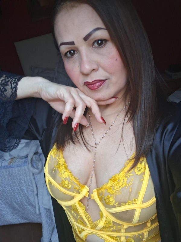 A Coruña Cachonda fiestera y latina