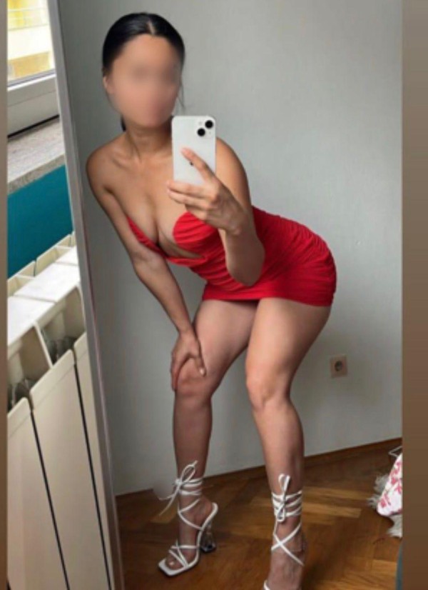 cachonda y sensual con mi foto real ven a conóceme