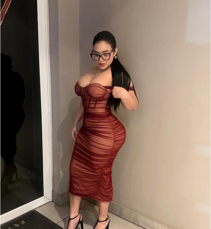 MUJER EXOTIKA DISPUESTA AL PLACER SQUIRTING A FULL