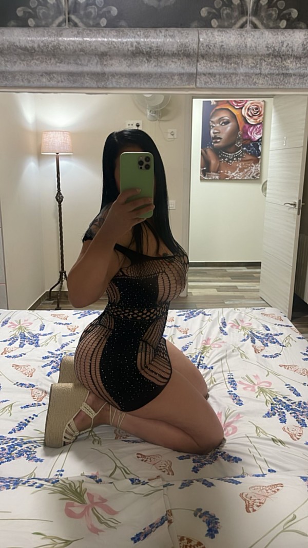 COLOMBIANA, LA REINA DEL SQUIRT EN SANTURTZI