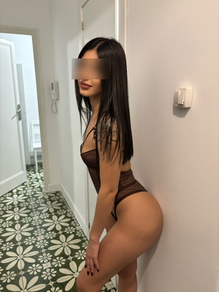 CALIENTE FIESTERA CON GANAS DE PASION EN RUFAZA