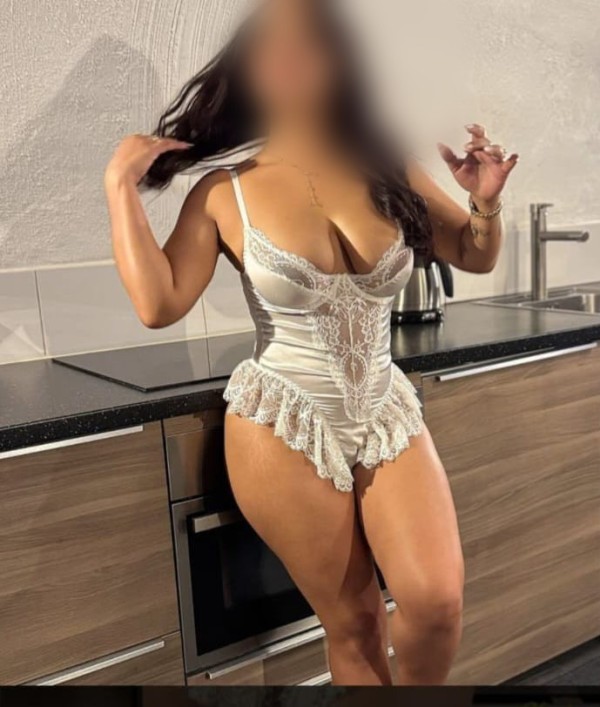 LA DIOSA DE LA MAMADA En LA SEU DE URGEl ANDORRA
